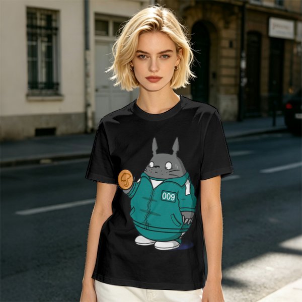 Totoro in Squid Game tracksuit holding umbrella honeycomb cookie t-shirt