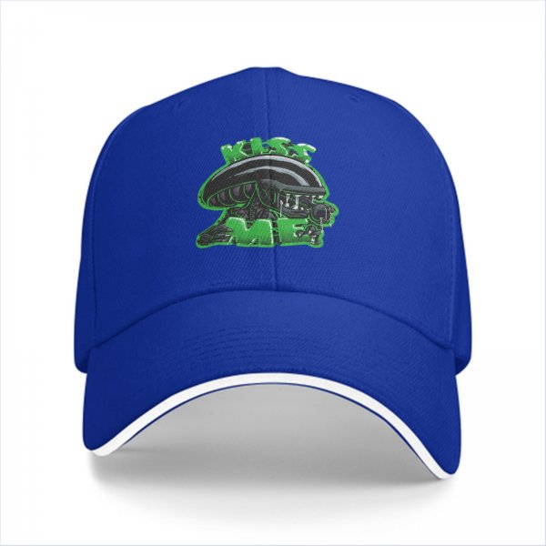 Black baseball cap with alien graphic and 'Kiss Me' text