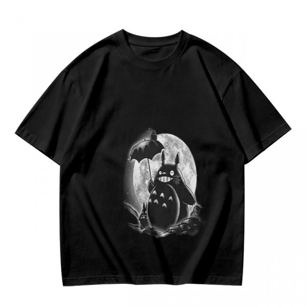 Olive t-shirt with Totoro and small spirits under full moon print
