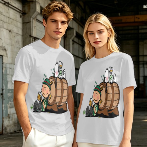Olive T-Shirt with Charlie Brown and Snoopy at Oktoberfest Beer Barrel
